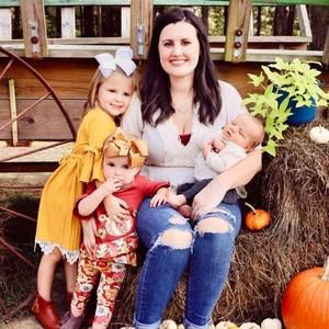 Meet your Posher, Ember